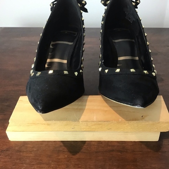 Elle - Picture 4 of 8